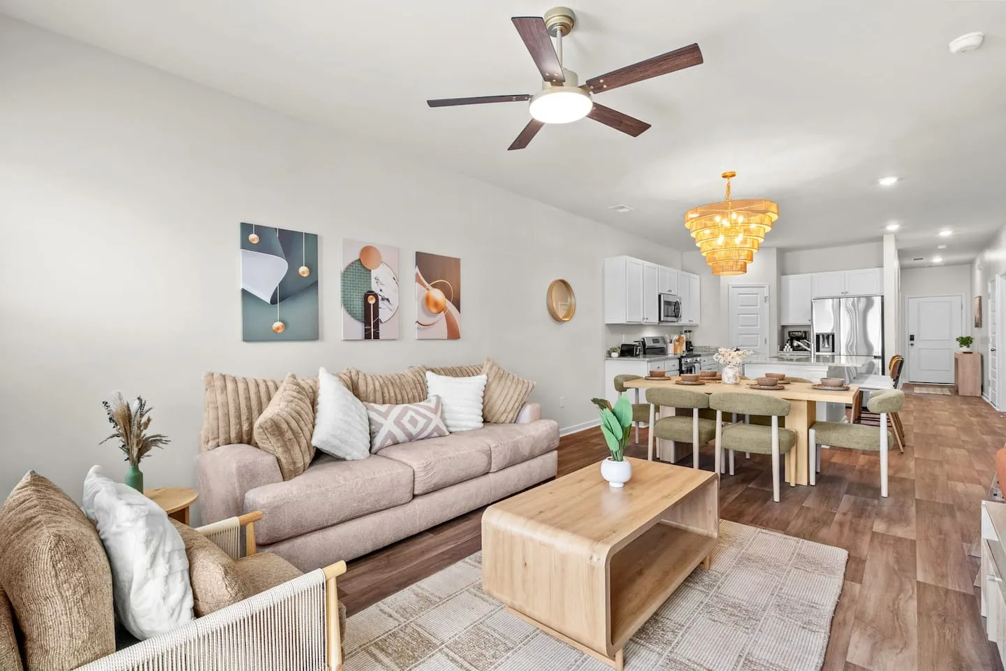 Cozy Escape Myrtle Beach - New Family Coastal Home — photo 3 of 8