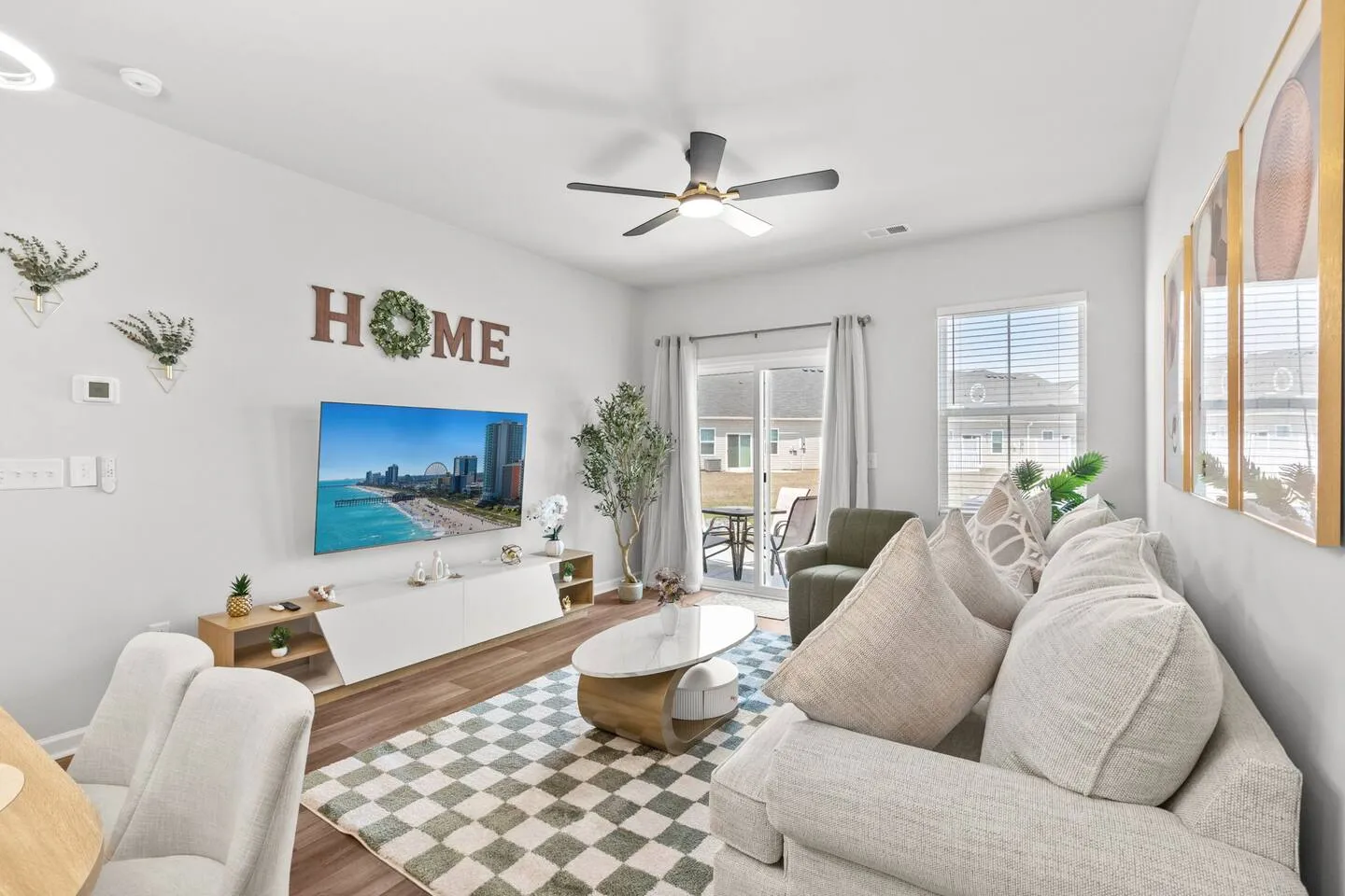 Luxury Cozy Escape Retreat – Brand New 3BR/3BA — photo 3 of 8