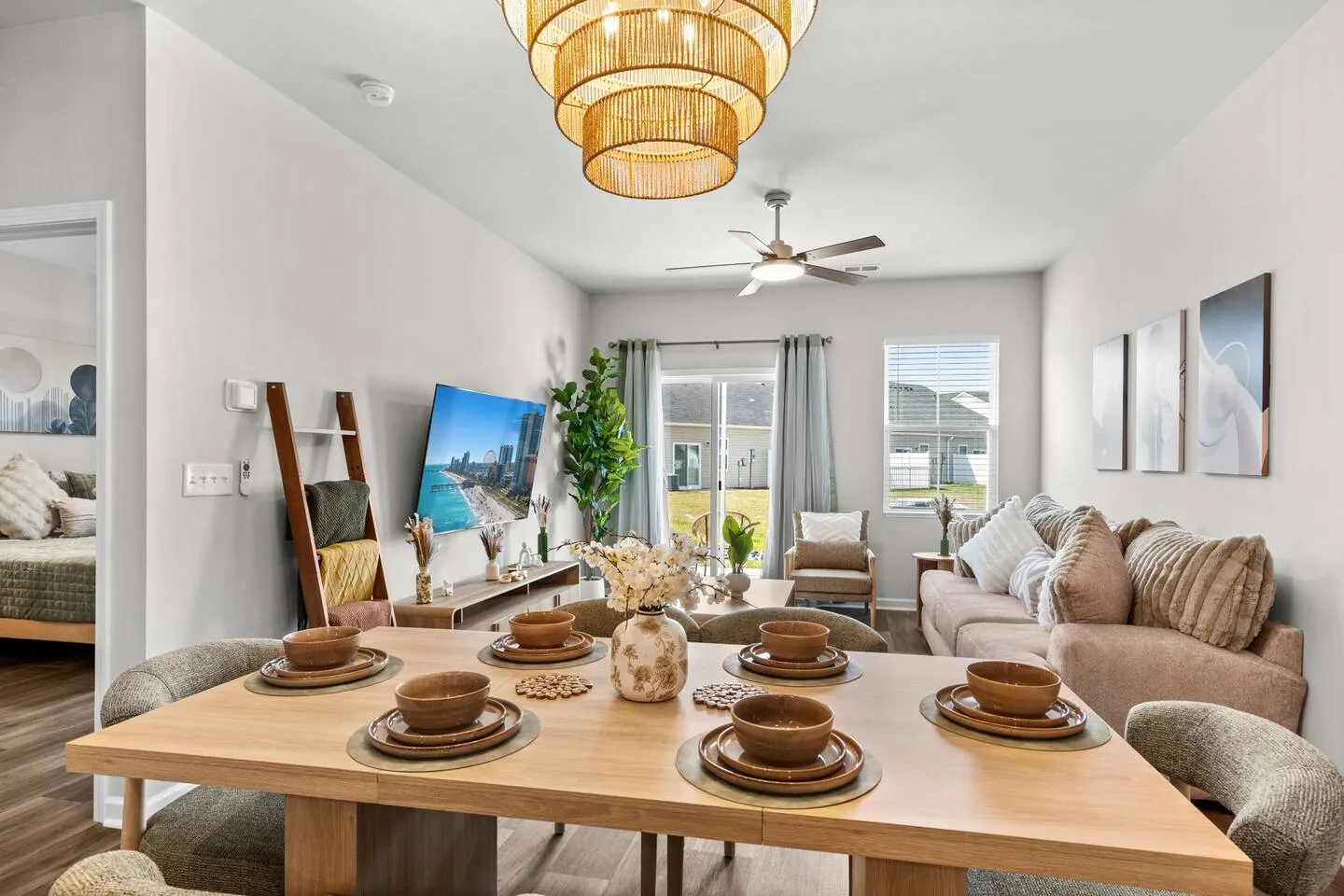 Cozy Escape Myrtle Beach - New Family Coastal Home — photo 8 of 8